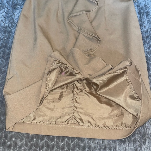 Anthropologie Calvin Klein Tan Ruffle Front Sleeveless Midi Dress.   Size 10. - Picture 12 of 13
